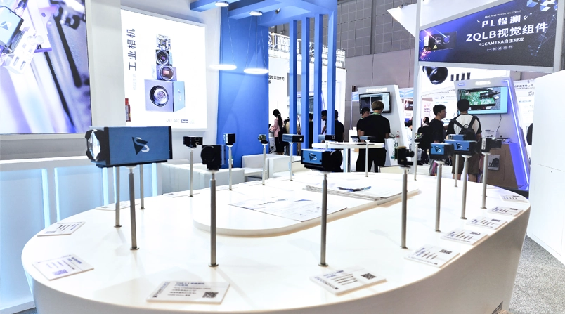 2023年中國上海國際機器視覺展上，另一主展桌。