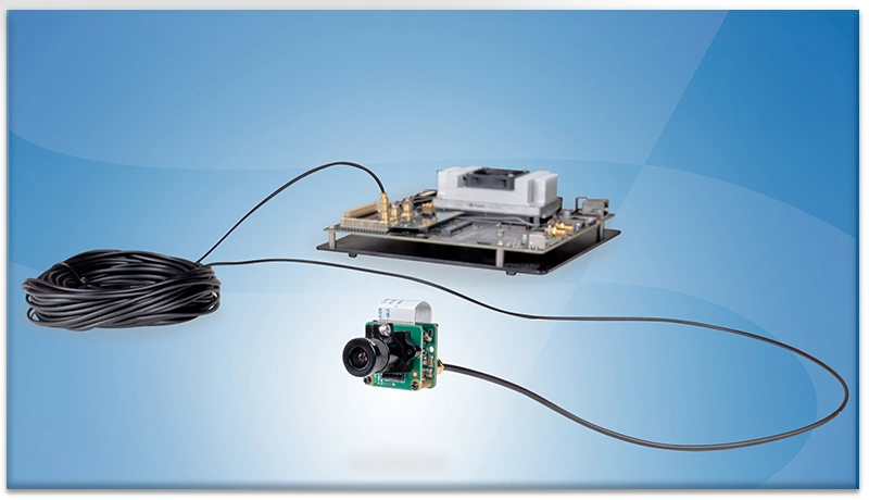 配置串行器的MIPI/CSI-2模块经由FPD-Link III连接到嵌入式系统(此指NVIDIA Jetson)，支持长达15米数据线。